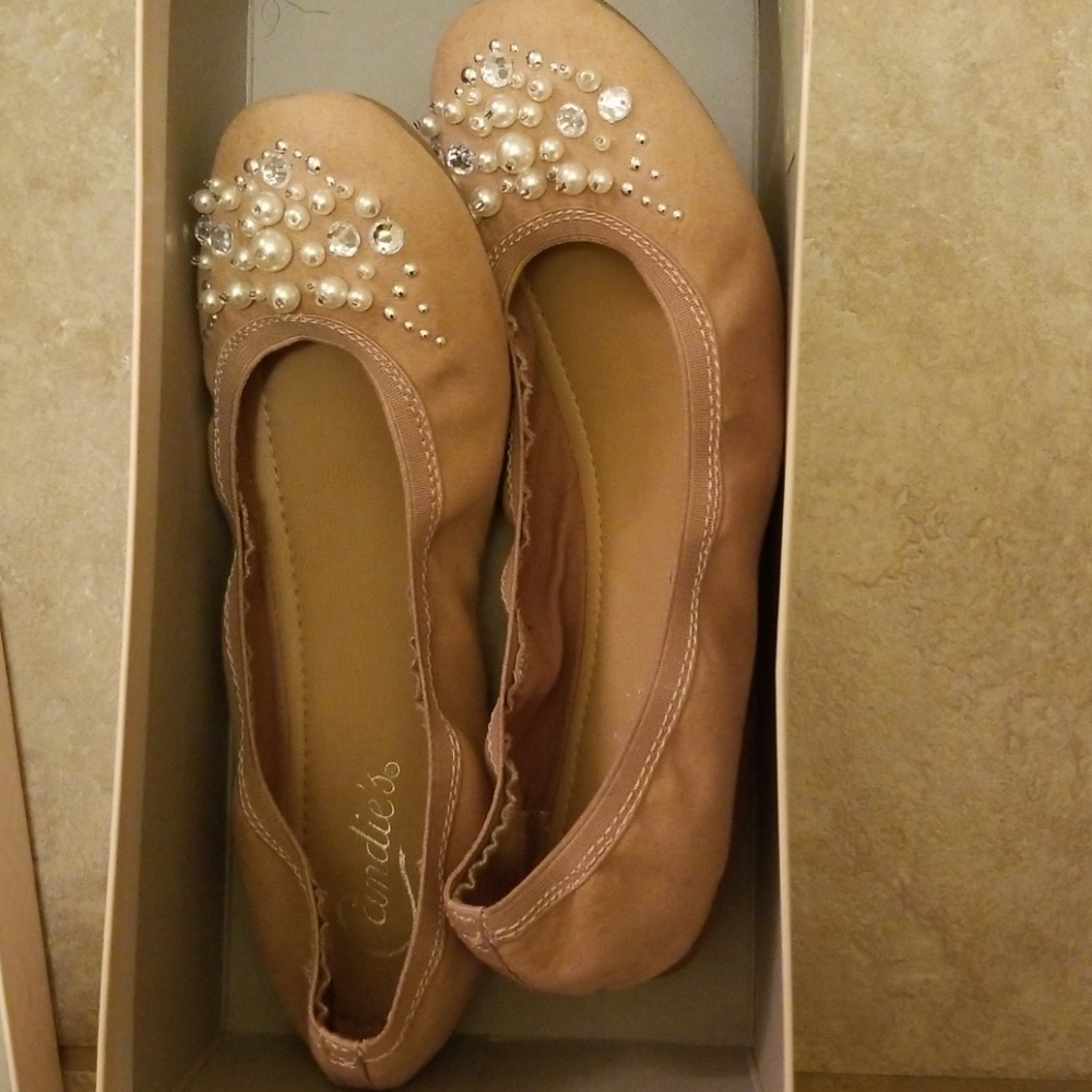 Candie's shoes